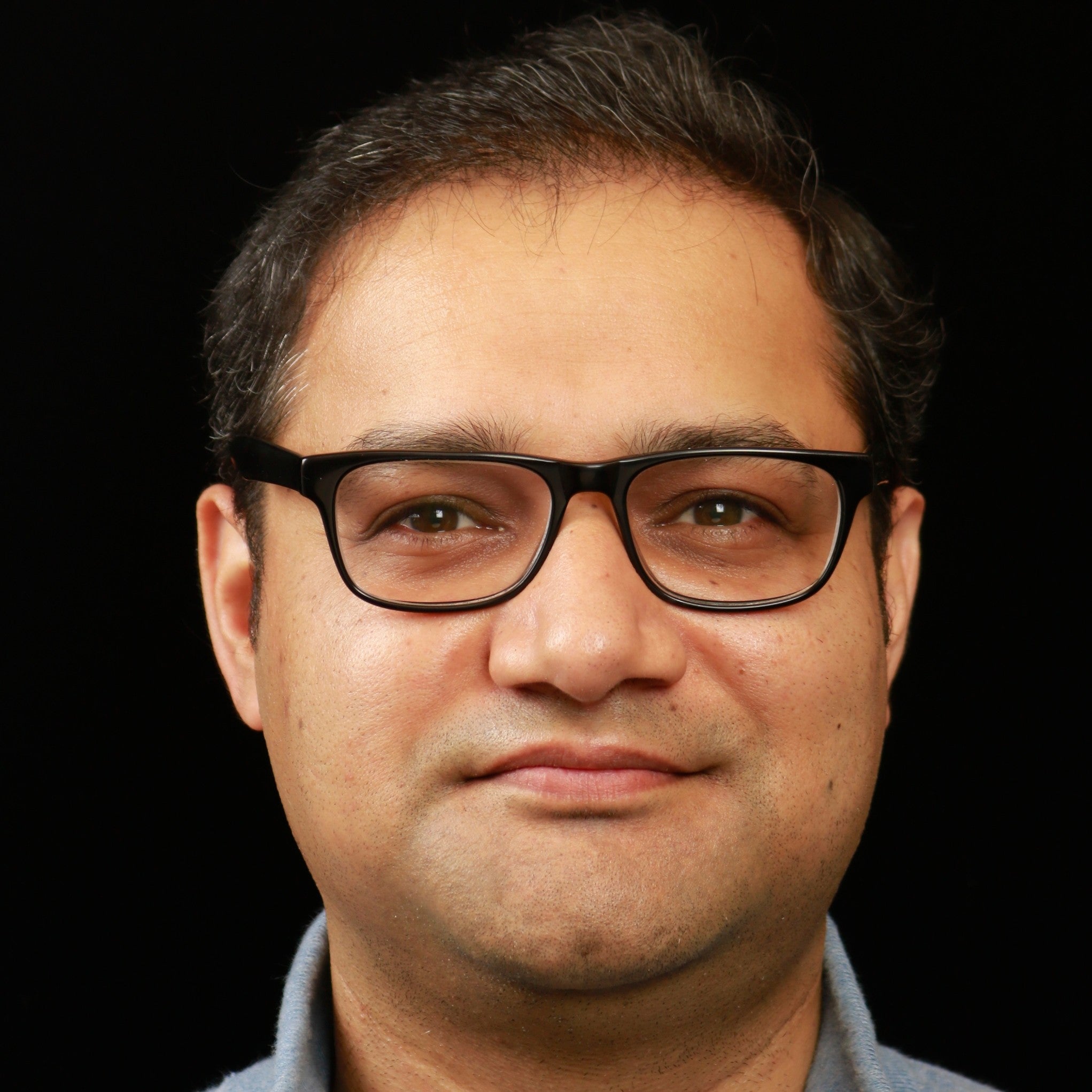 ashok mahajan headshot